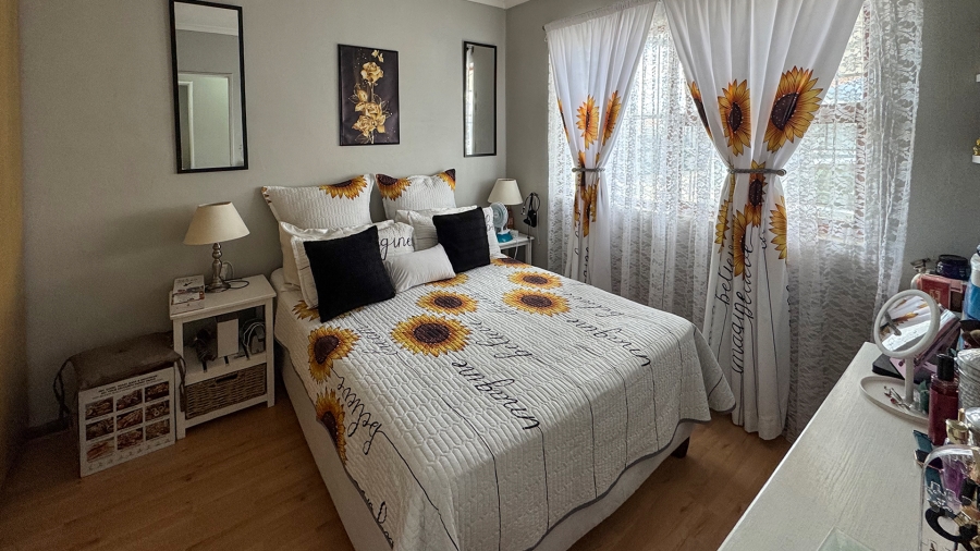 2 Bedroom Property for Sale in Parow Valley Western Cape